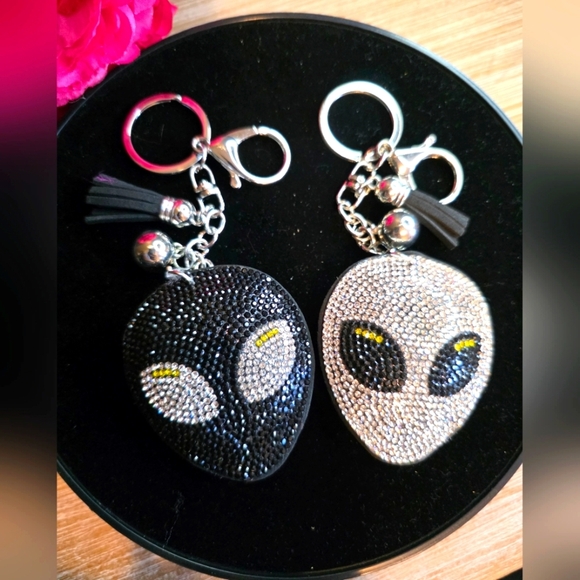 Alien Face Rhinestone Handbag Charm -  Keychain Set - Picture 1 of 1